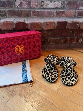 Tory Burch Leopard Print Patent Leather Miller Sandals